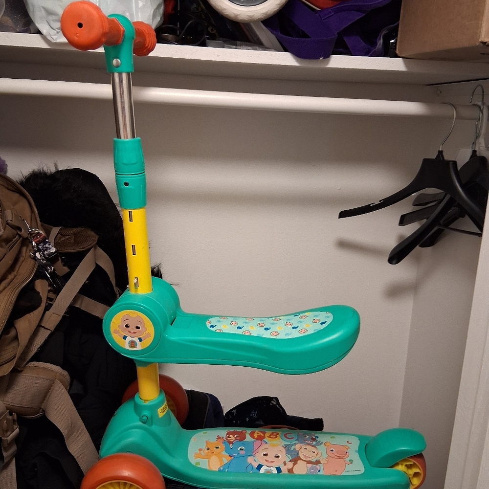 Vibrant Green and Orange Kids Scooter
